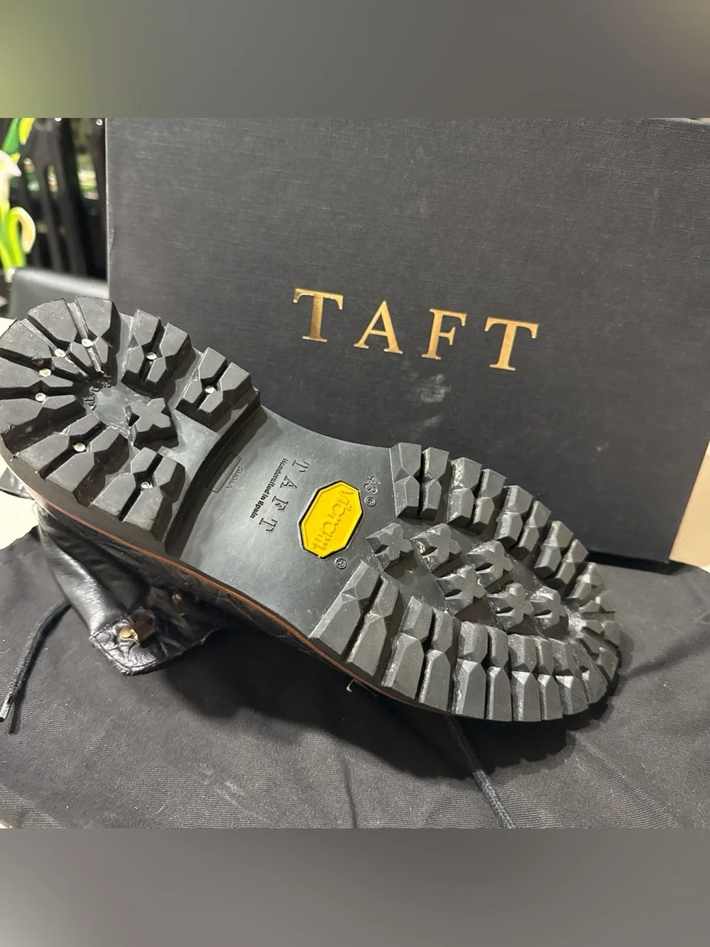 Taft men’s size
